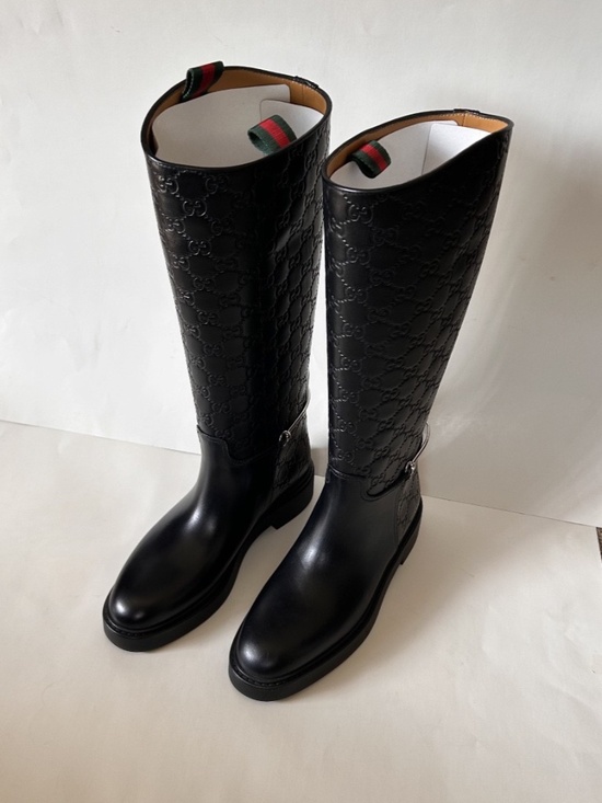 GUCCI Équestrian Noir Knee Boots Monogram Embossed Leather Size 8.5 NIB 806391 - Picture 5 of 12